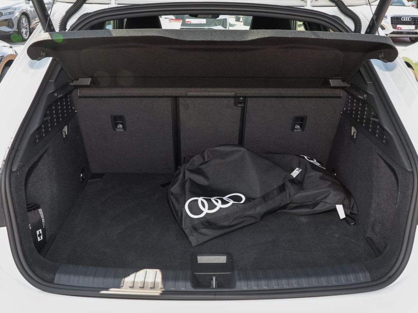 Bild über Audi A3 Sportback TFSI e TFSI e 200 kW S tronic - für weitere Informationen kontaktieren Sie den Audi Partner