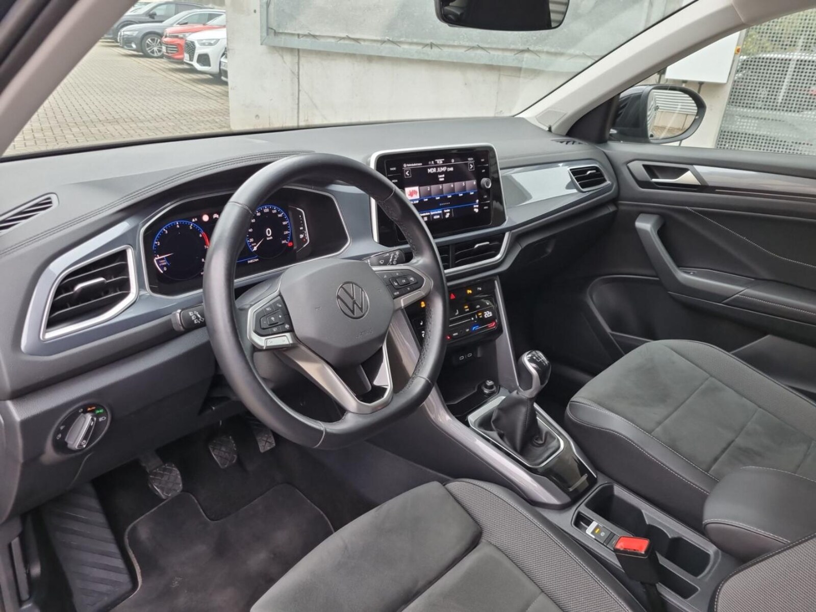 Volkswagen T-Roc – Bild 13