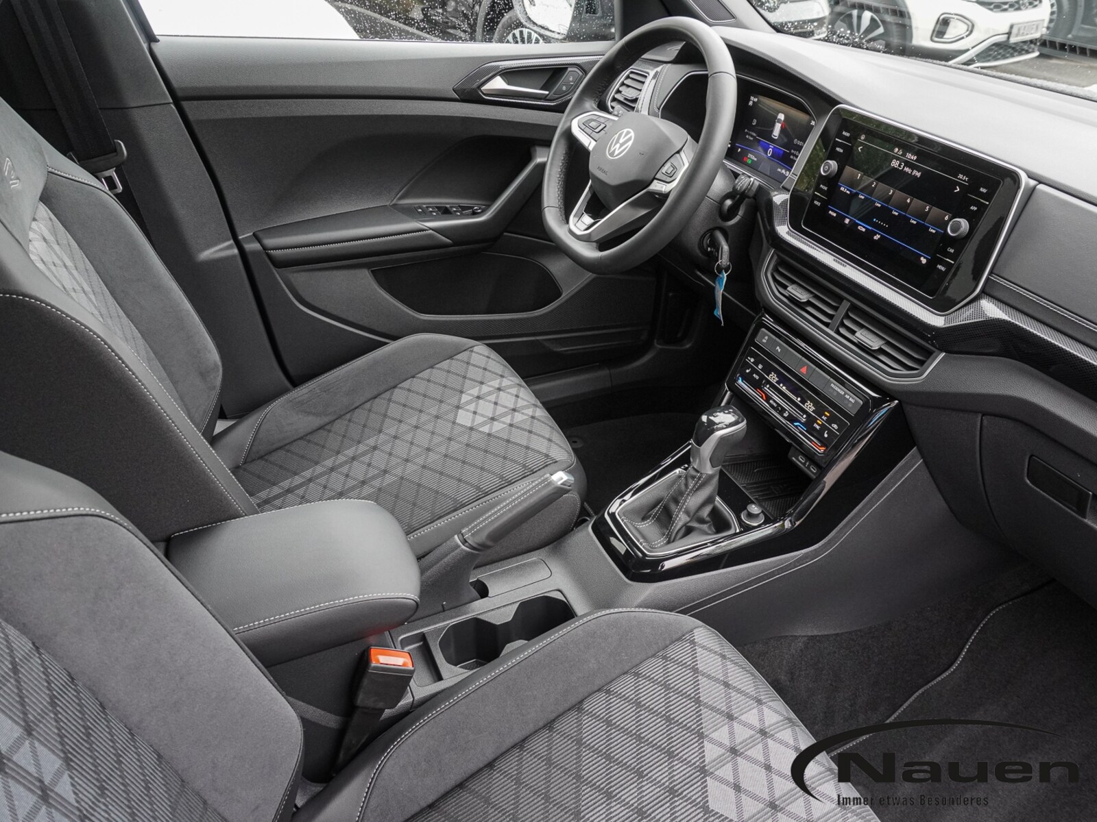Volkswagen T-Cross – Bild 8