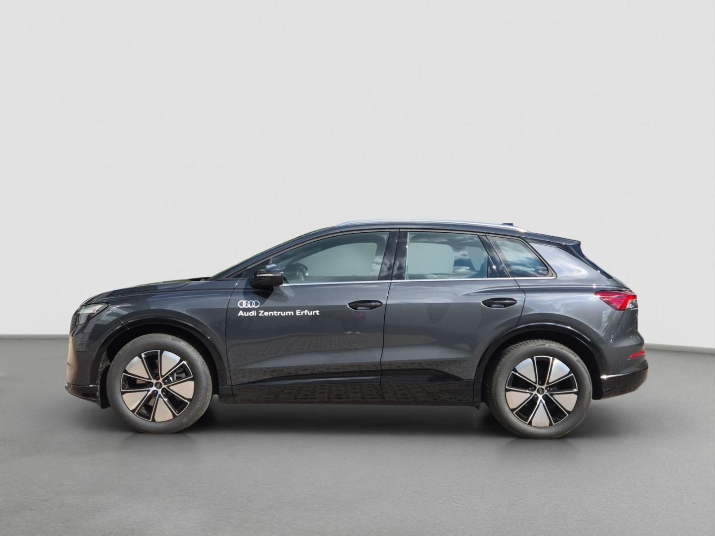 Bild über Audi Q4 SUV e-tron e-tron performance 210 kW - für weitere Informationen kontaktieren Sie den Audi Partner