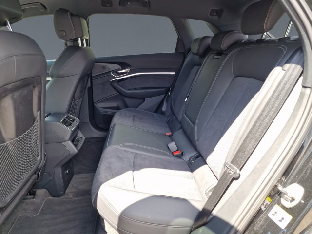 Image about Audi Q8 e-tron S line 50 e-tron quattro
