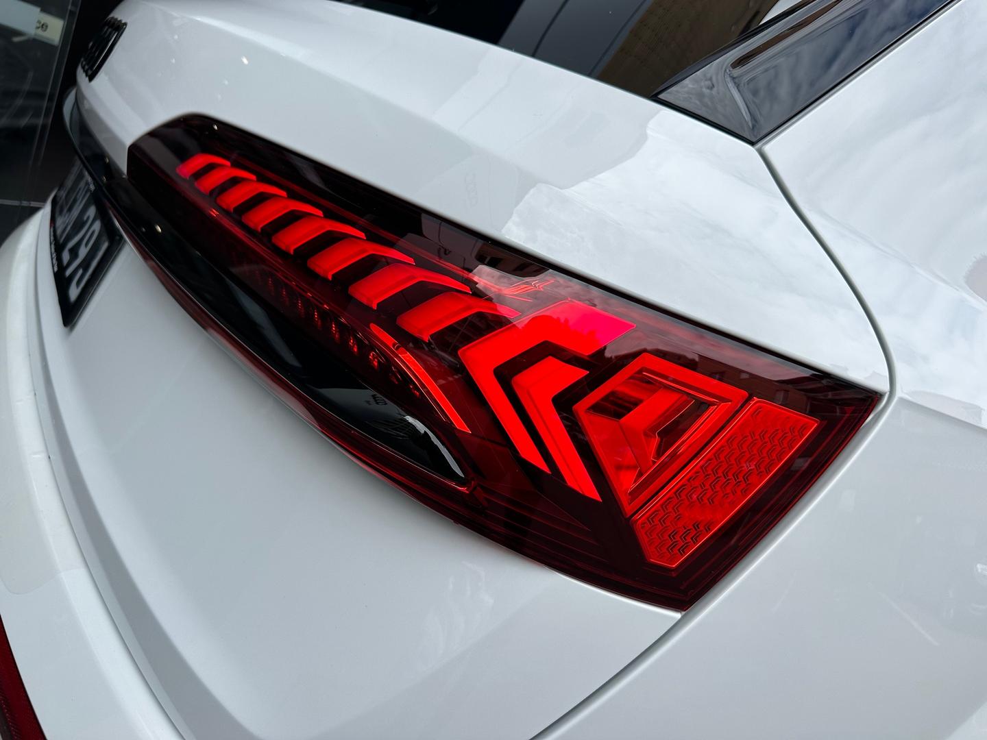 Image about Audi SQ7 SQ7 TFSI 373 kW tiptronic
