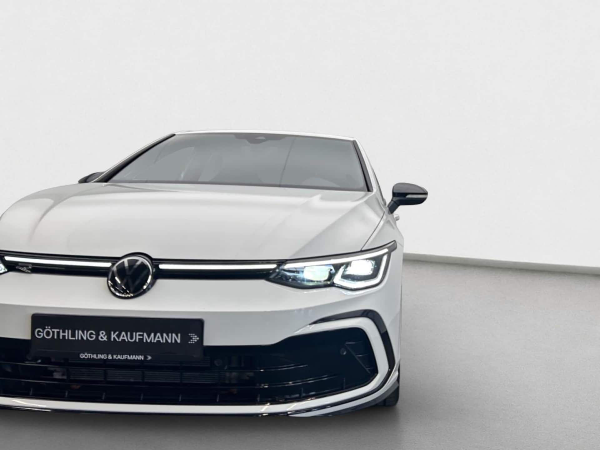 Volkswagen Golf R-Line