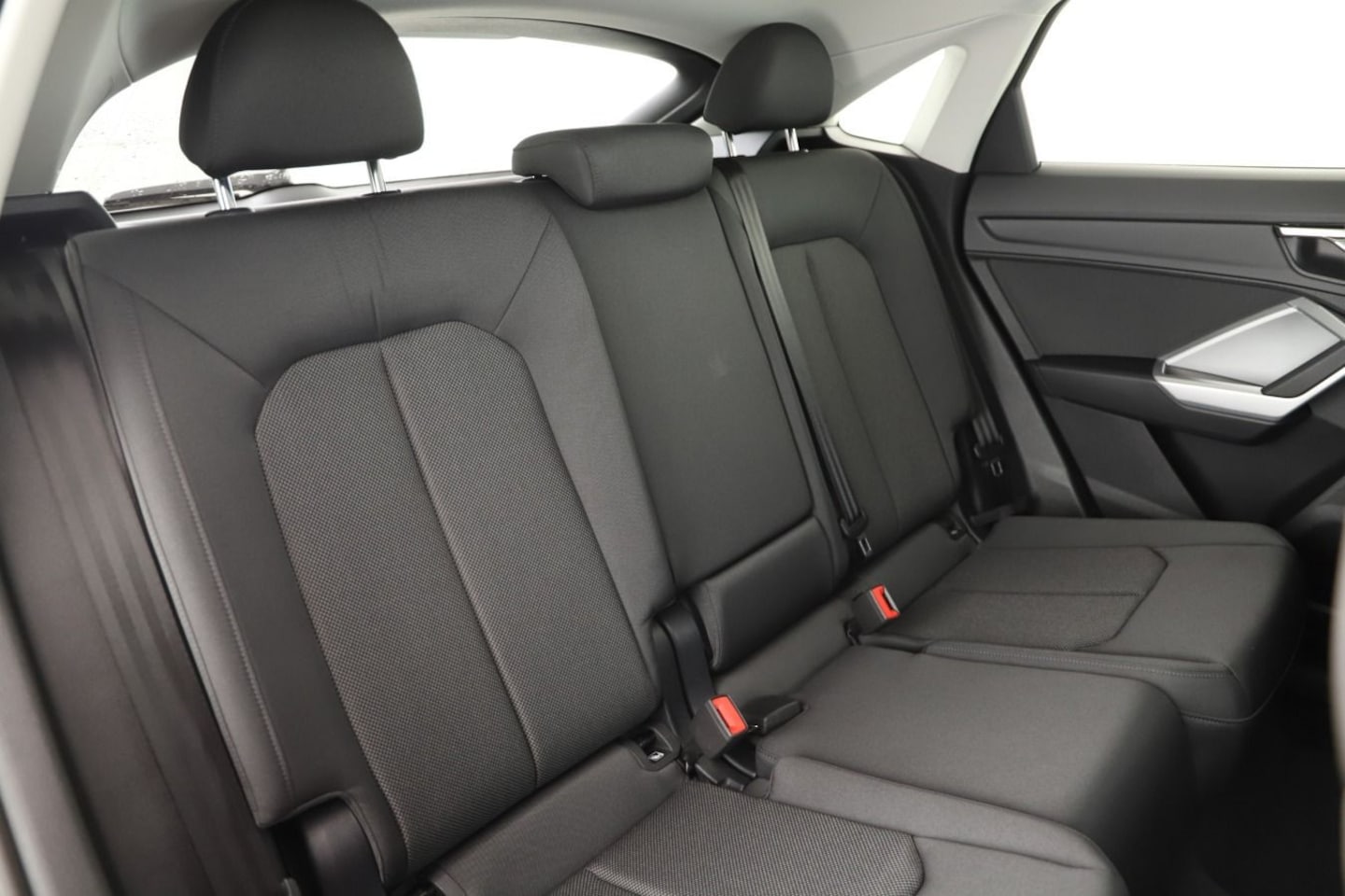 Bild über Audi Q3 Sportback S line 35 TFSI S tronic - für weitere Informationen kontaktieren Sie den Audi Partner