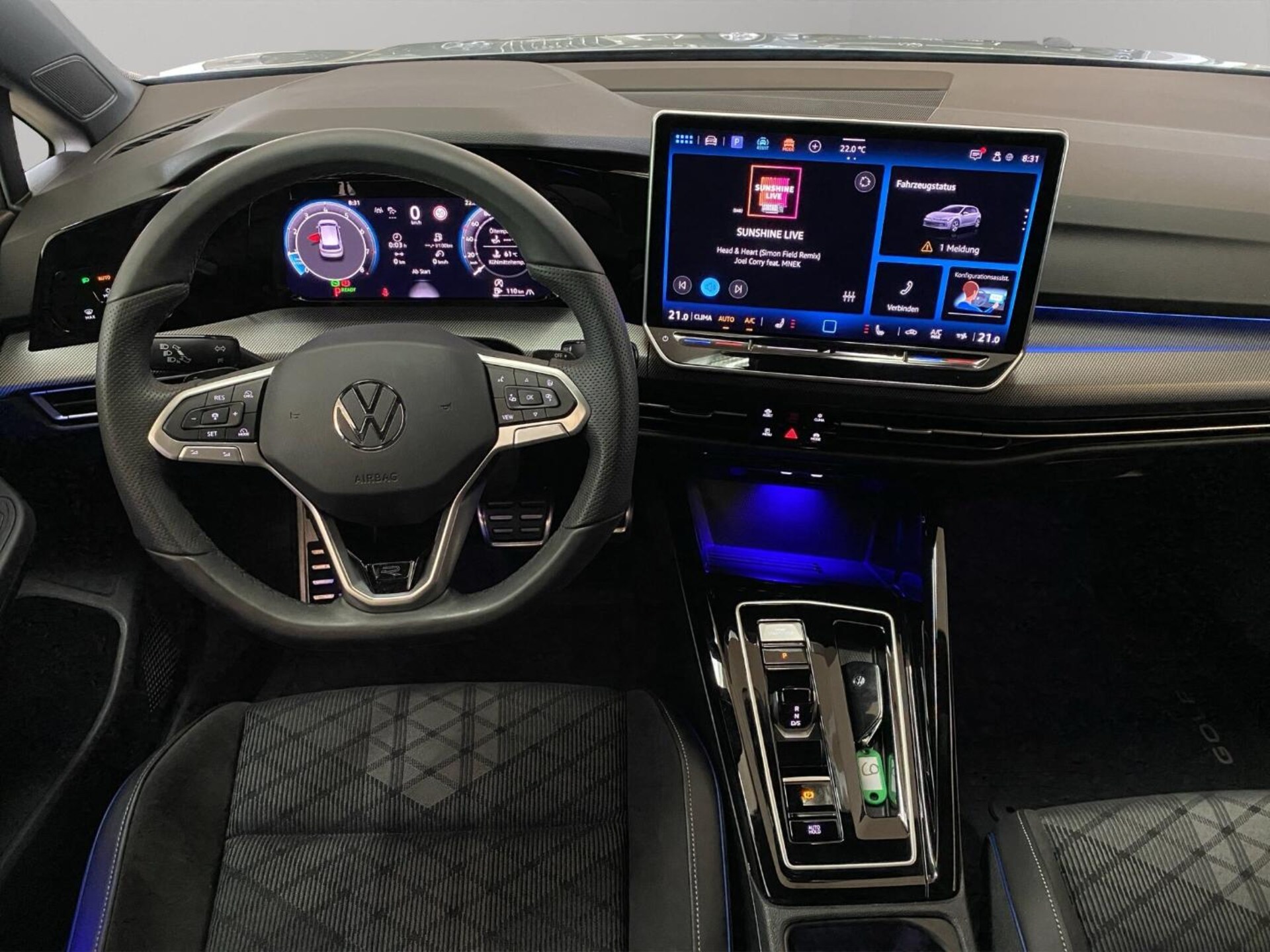 Volkswagen Golf R-Line