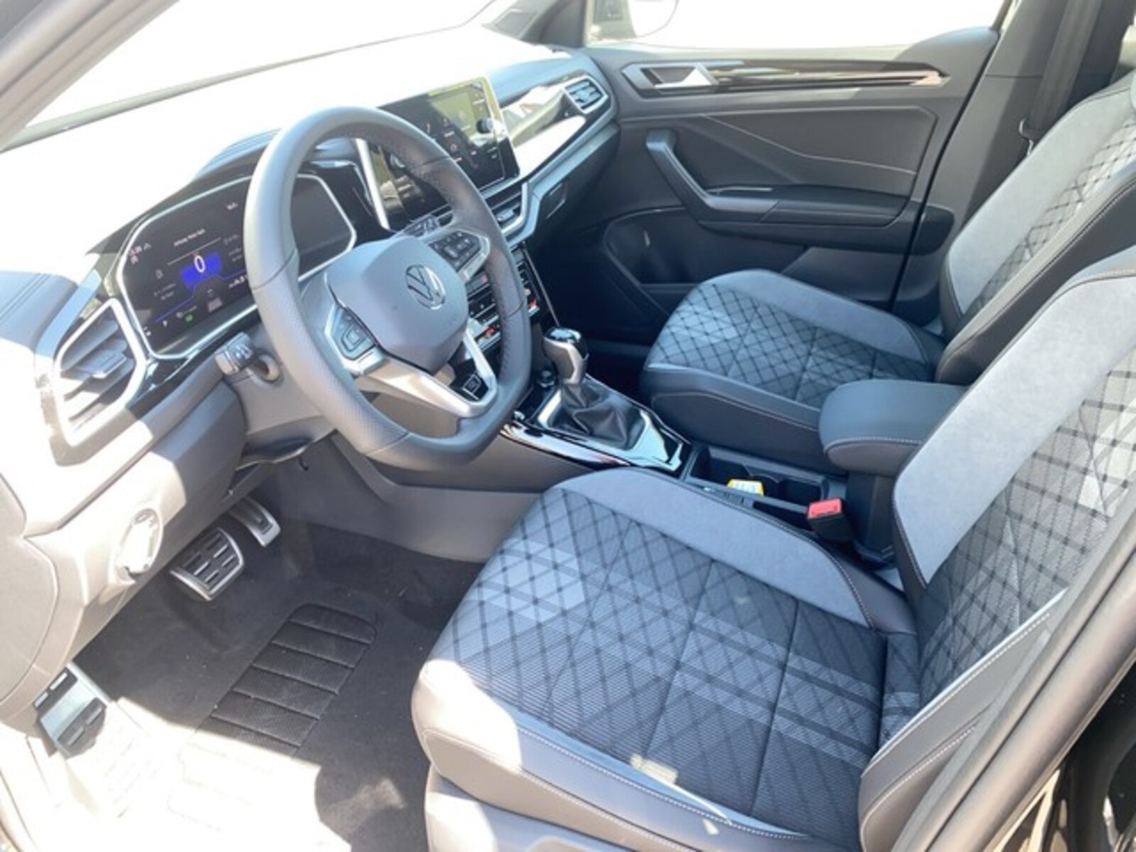 Volkswagen T-Roc – Bild 8