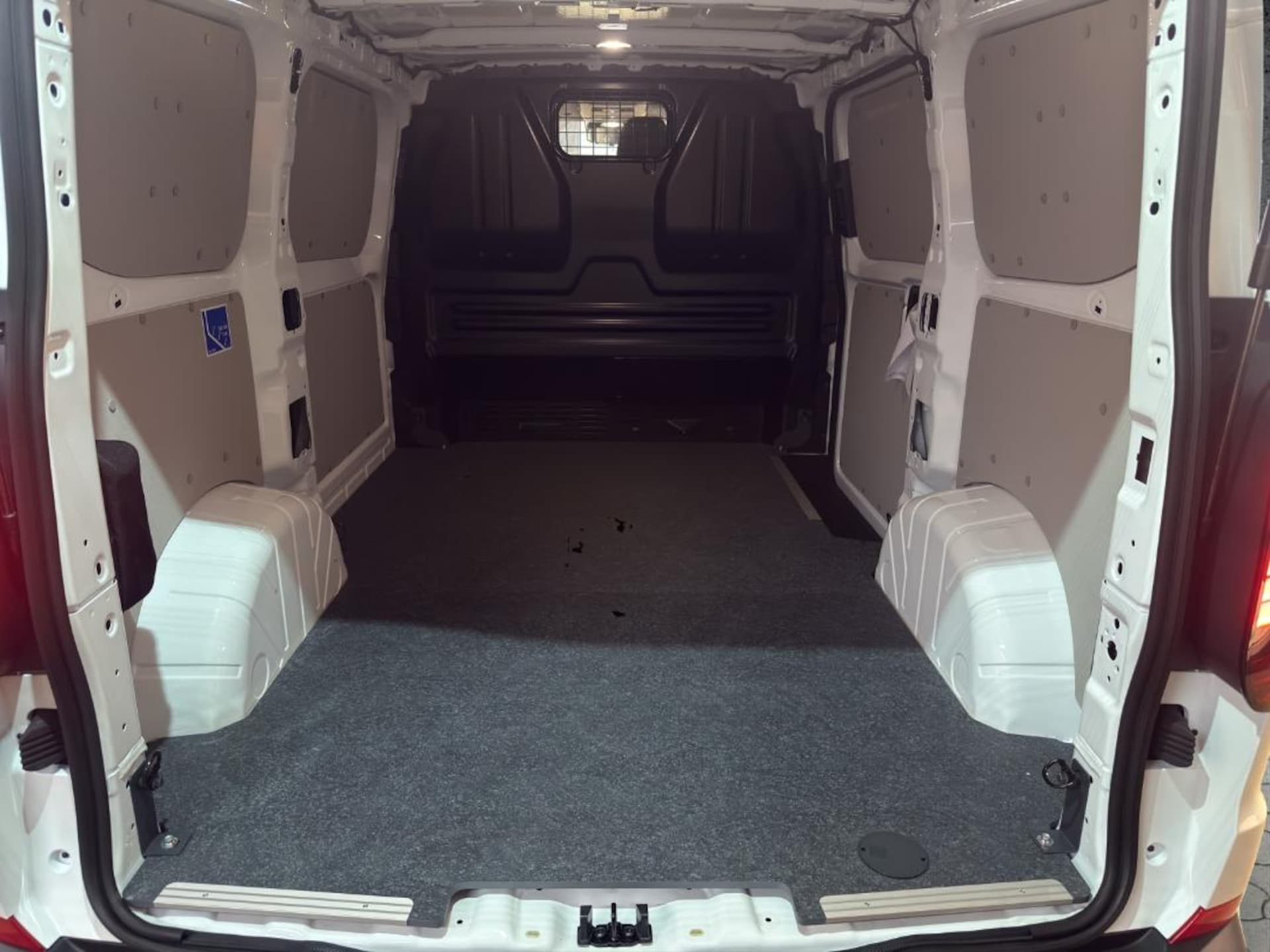 Volkswagen Transporter Kasten kurzer Radstand