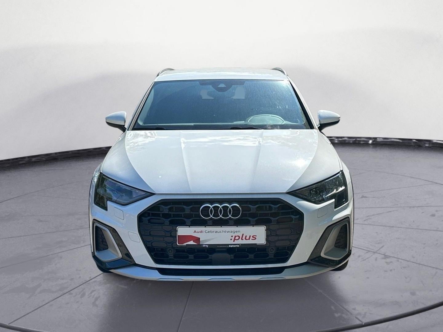 Bild über Audi A3 allstreet 35 TFSI S tronic - für weitere Informationen kontaktieren Sie den Audi Partner