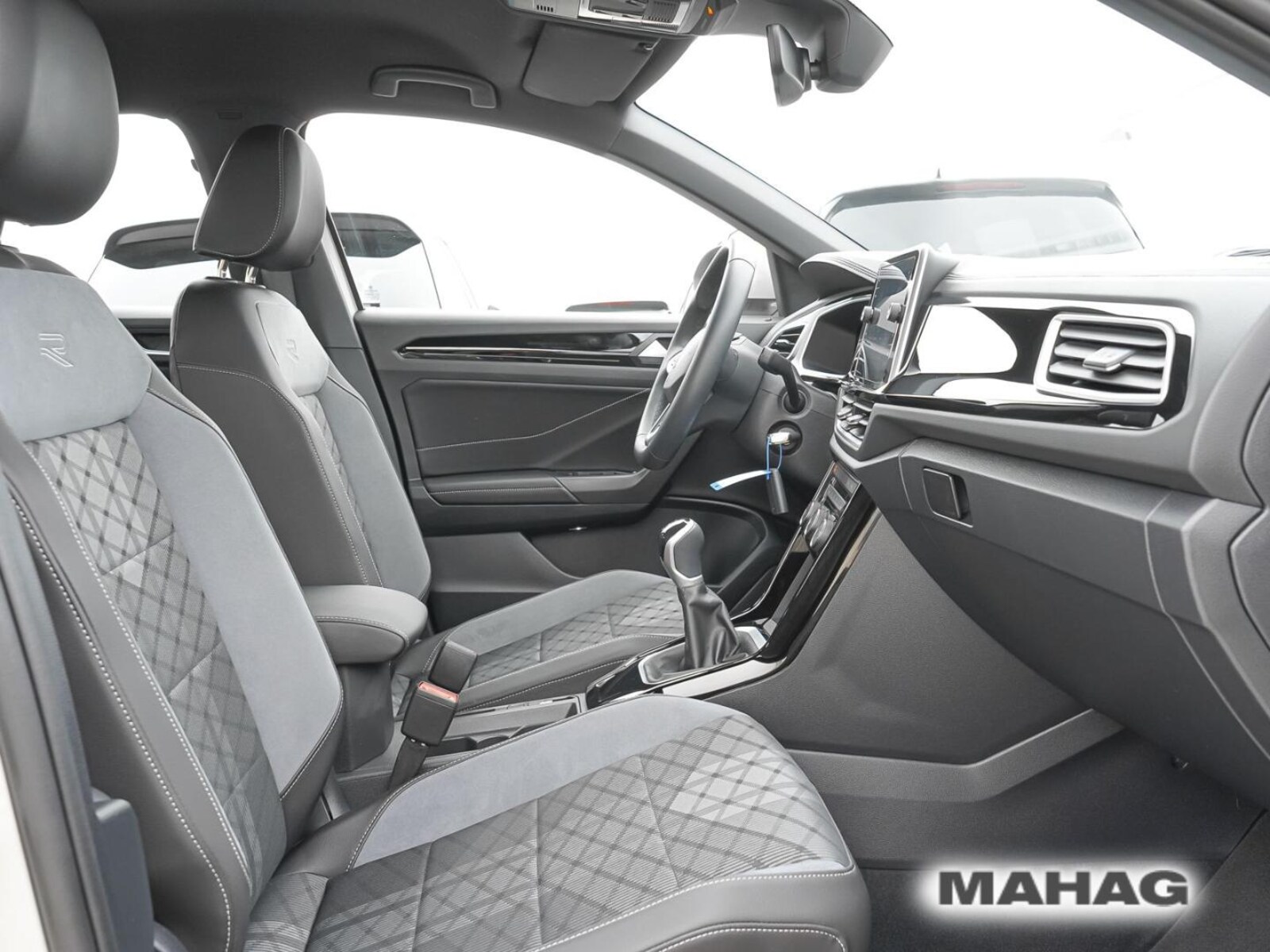 Volkswagen T-Roc – Bild 14