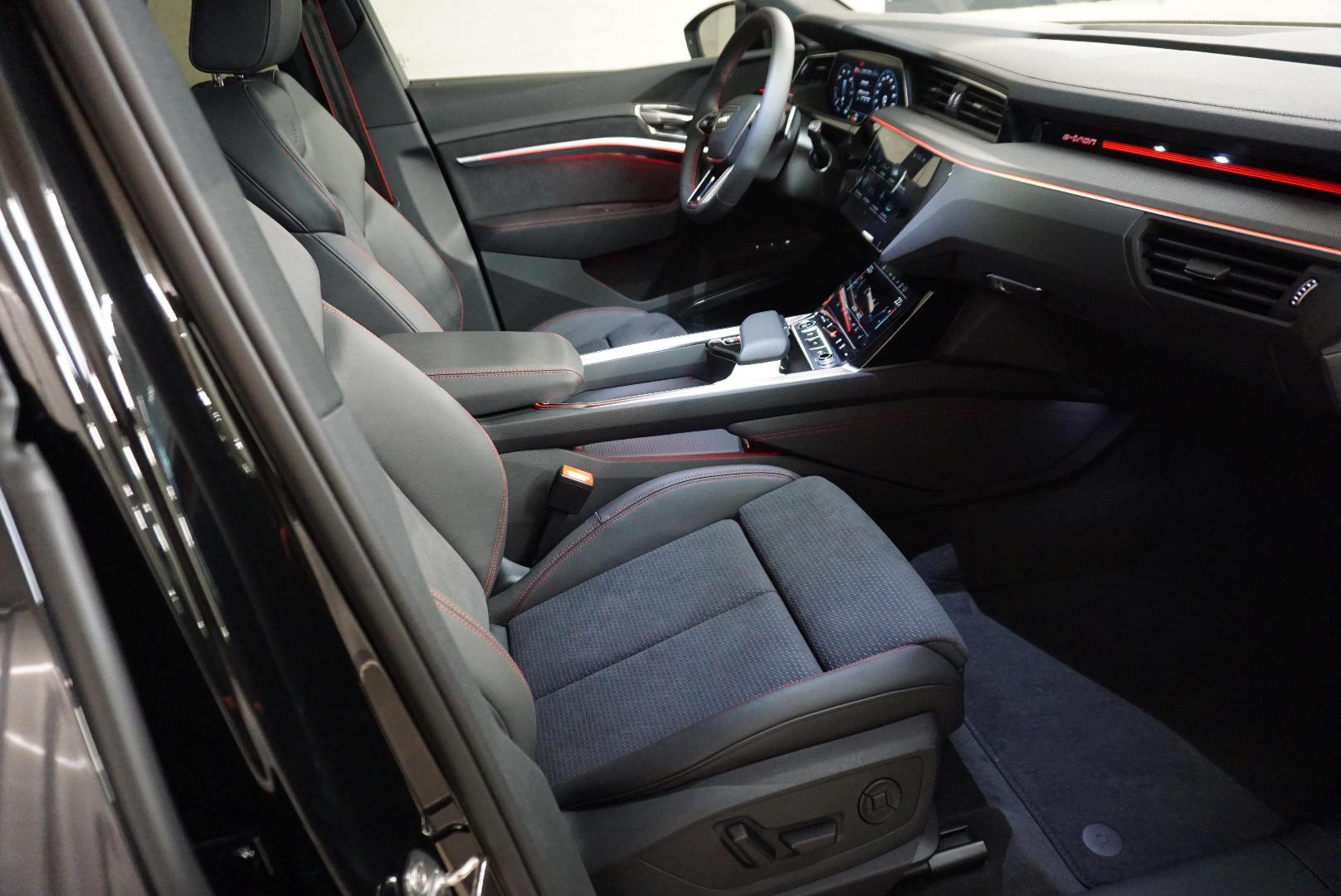 Image about Audi Q8 e-tron Black Edition 50 e-tron quattro 250,00 kW