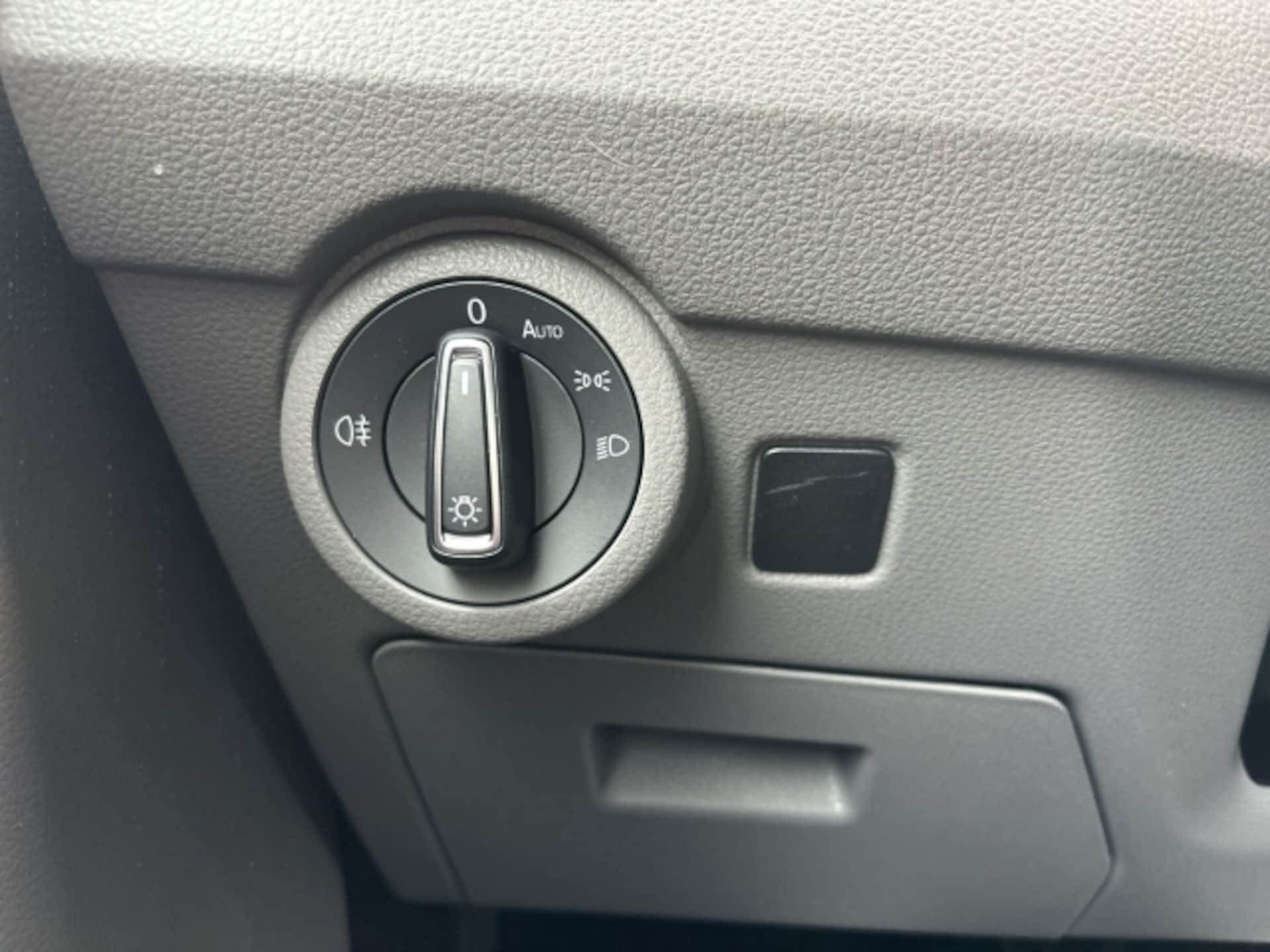 Volkswagen T6.1 Caravelle kurzer Radstand Comfortline