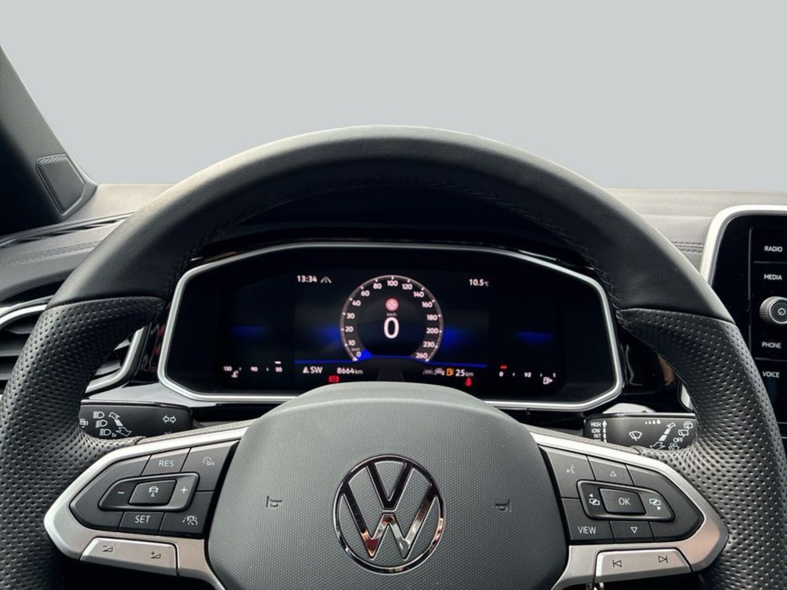 Volkswagen T-Roc – Bild 13