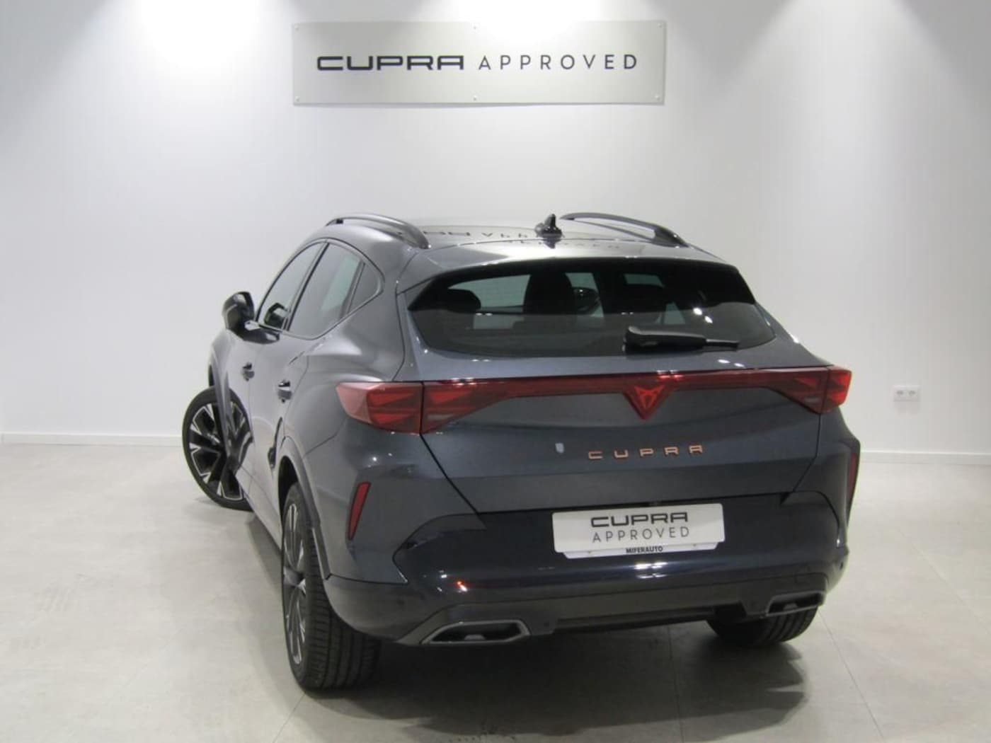 CUPRA Formentor 1.5 eTSI DSG 110 kW (150 CV) — photo 2