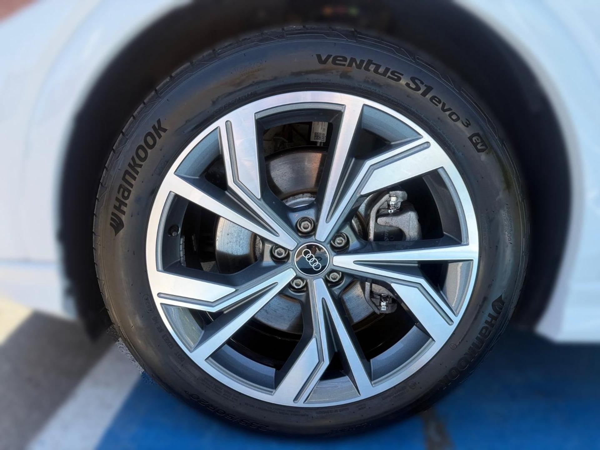 Audi Q4 Sportback e-tron