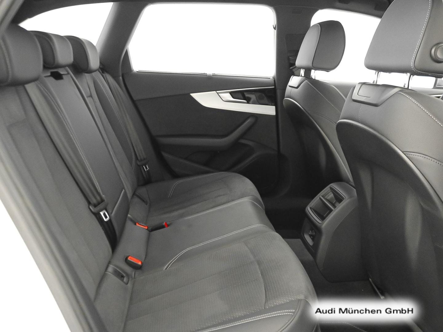 Bild über - für weitere Informationen kontaktieren Sie den Audi Partner
