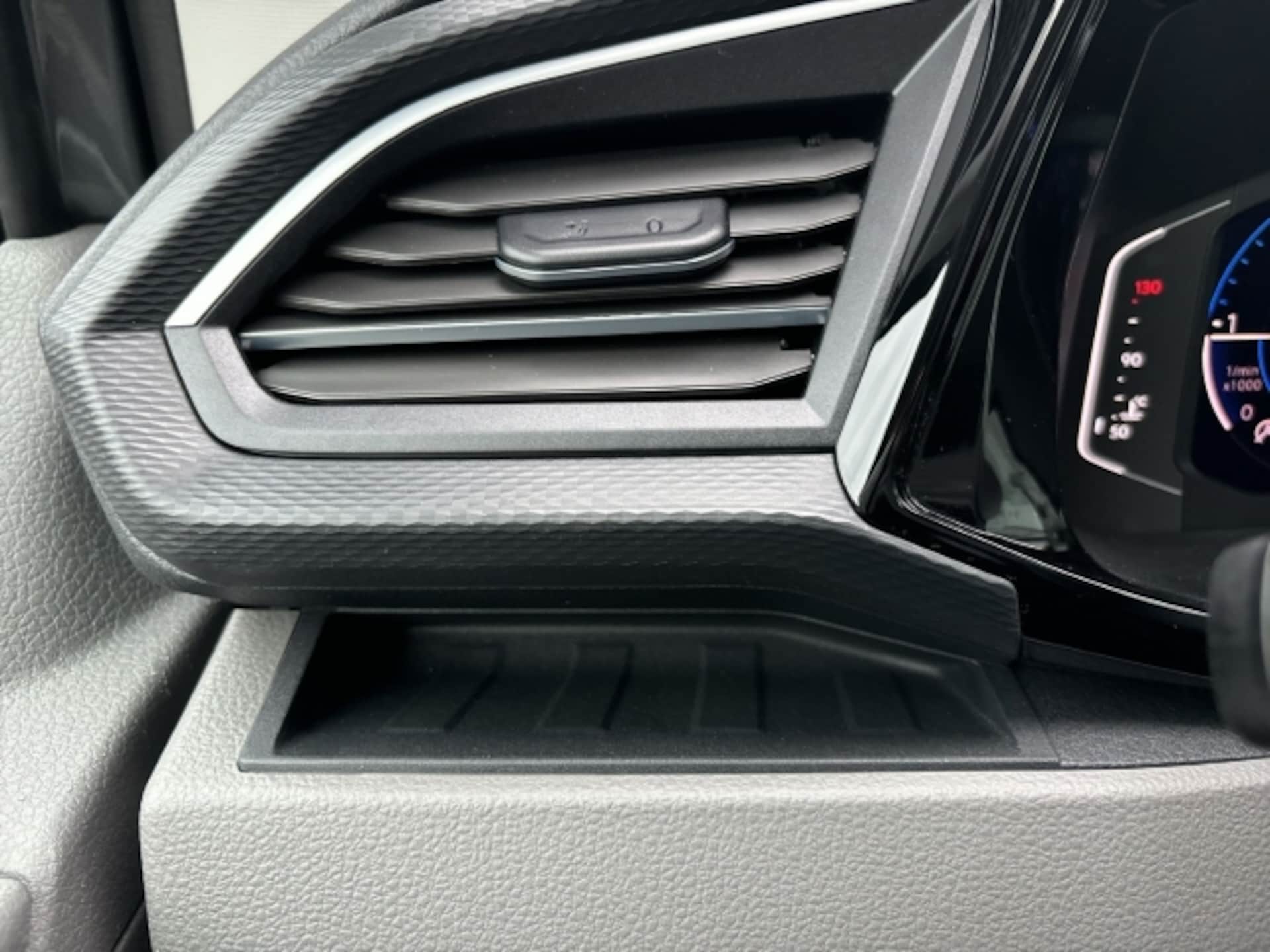 Volkswagen T6.1 Caravelle kurzer Radstand Comfortline