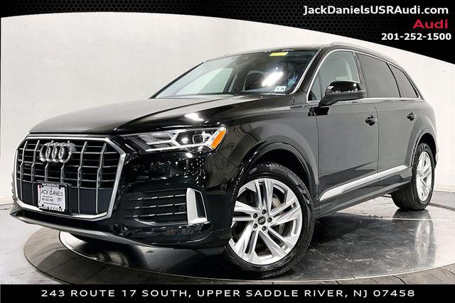 2023 Audi Q7 45 Premium quattro Tiptronic's photo