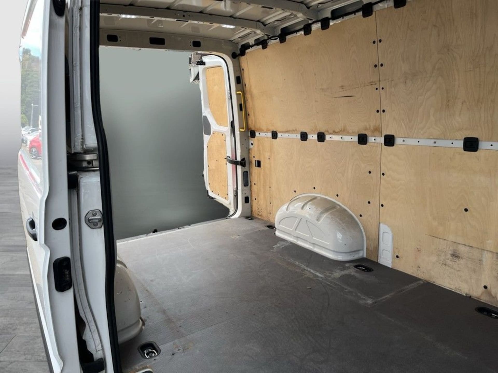 Volkswagen Crafter Kasten mittlerer Radstand