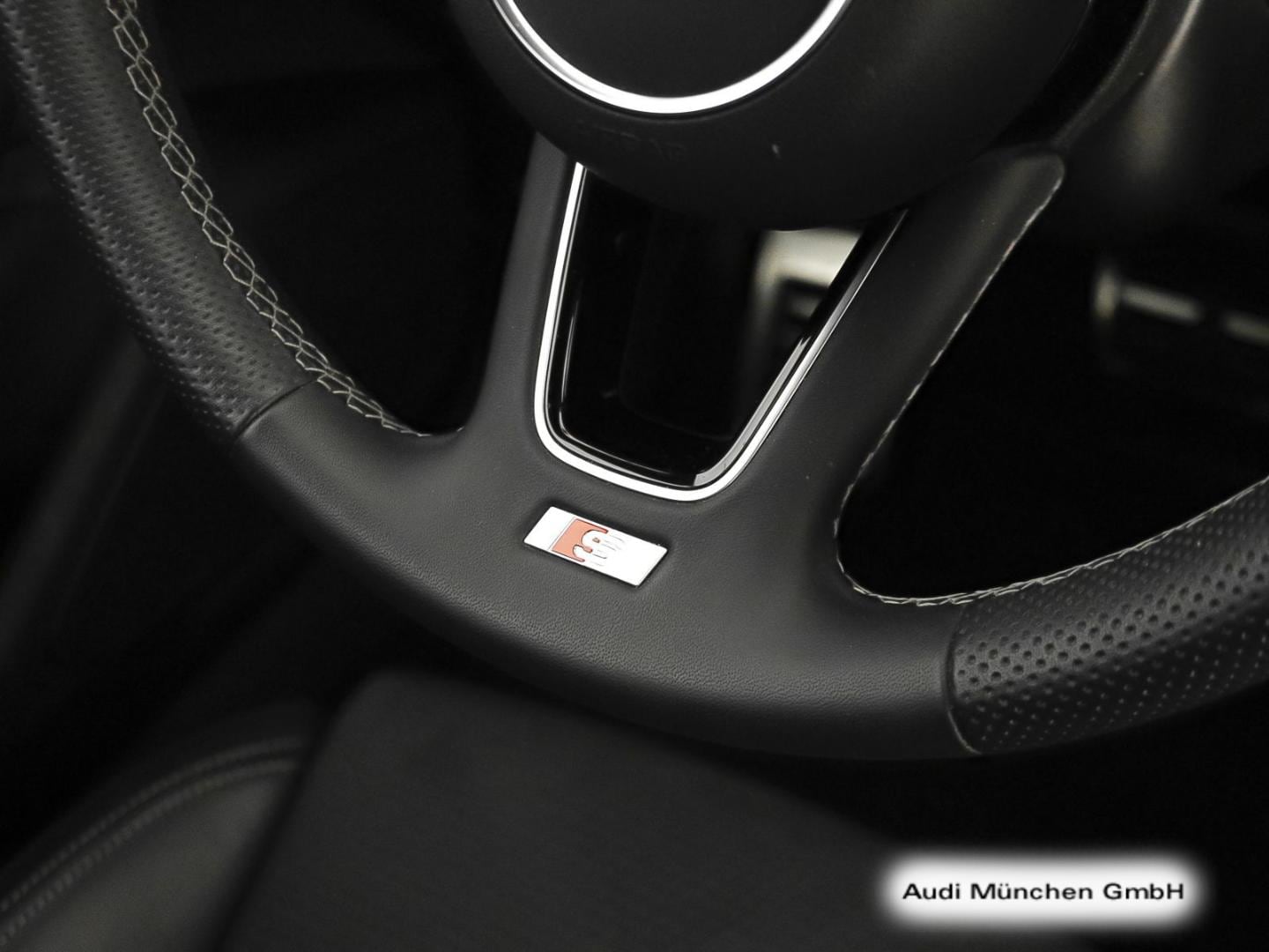 Bild über - für weitere Informationen kontaktieren Sie den Audi Partner