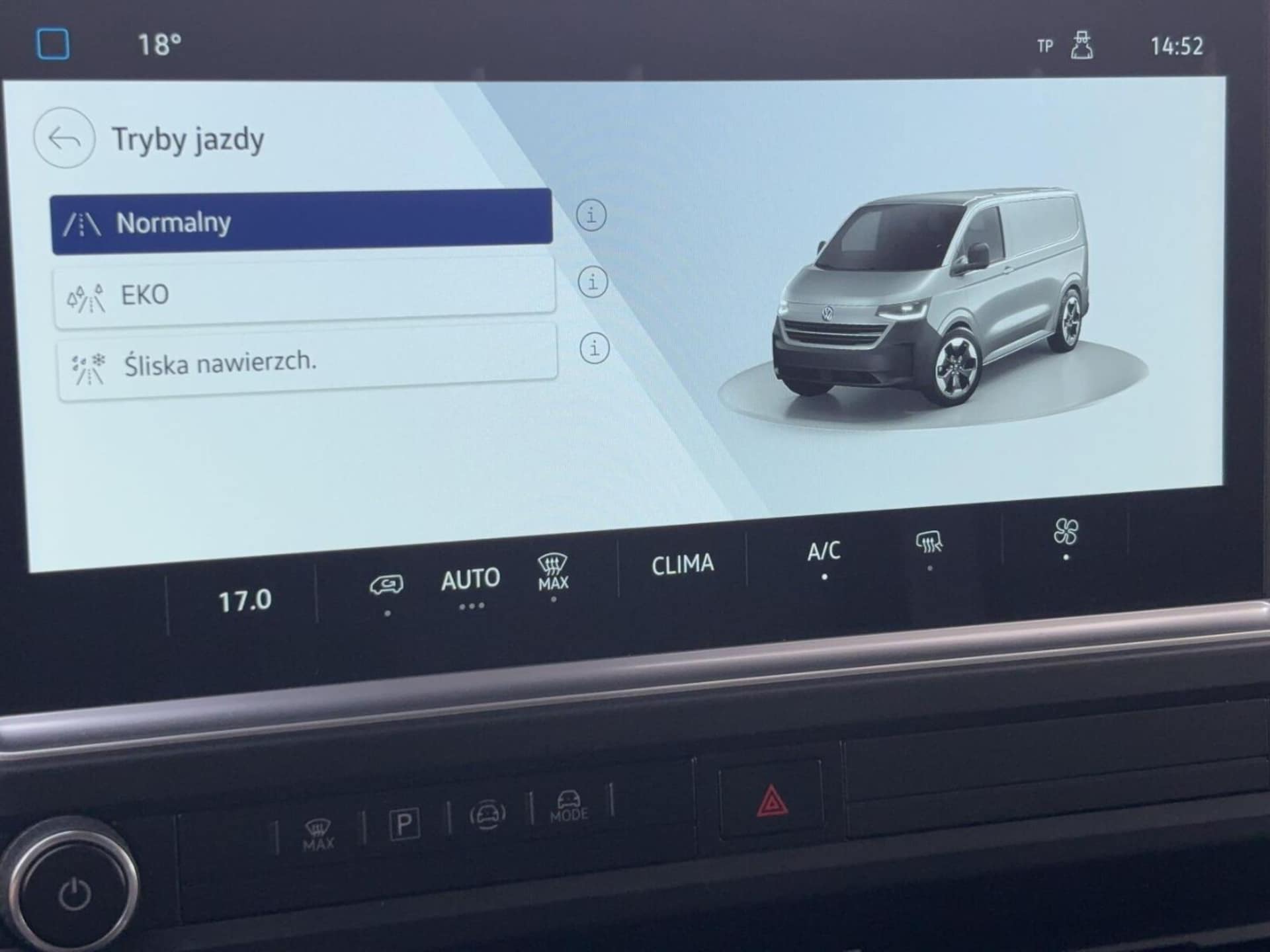 Volkswagen Transporter Furgon długi rozstaw osi