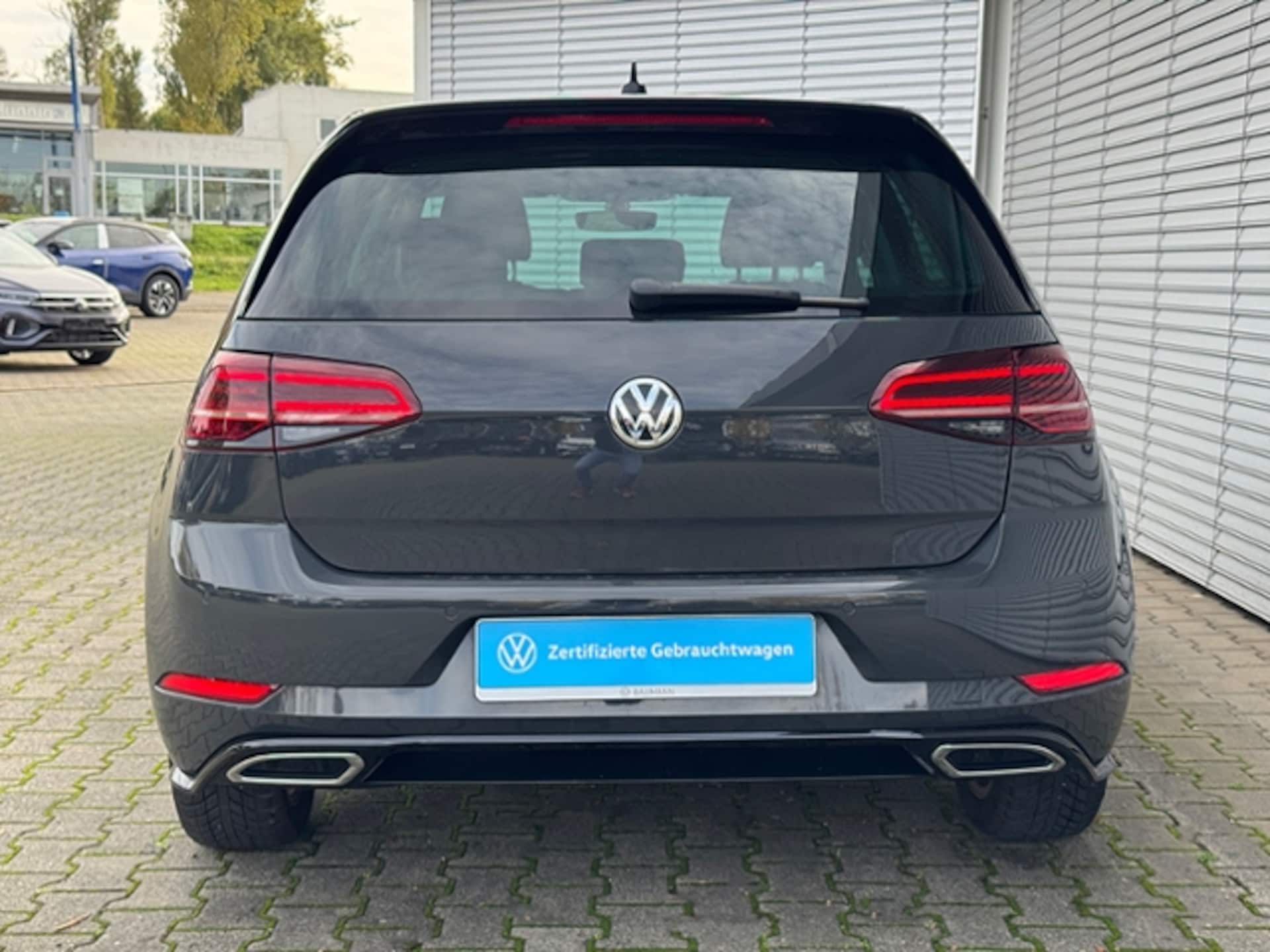 Volkswagen Golf Highline