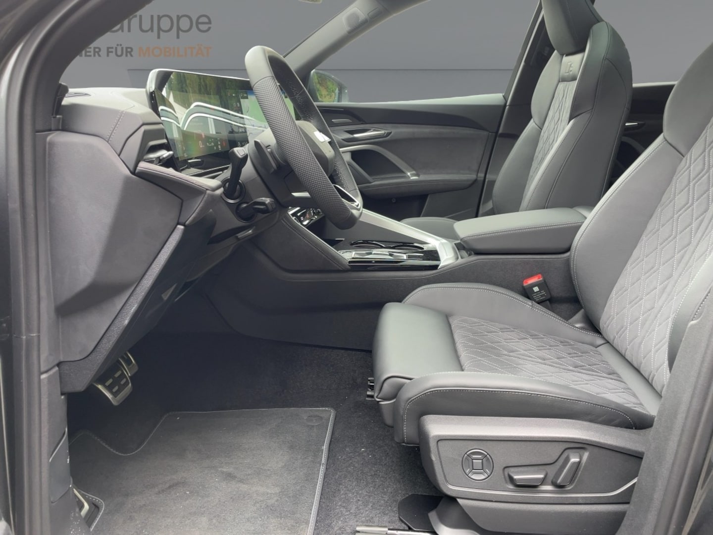Bild über Audi Q5 SUV TFSI quattro 150 kW S tronic - für weitere Informationen kontaktieren Sie den Audi Partner