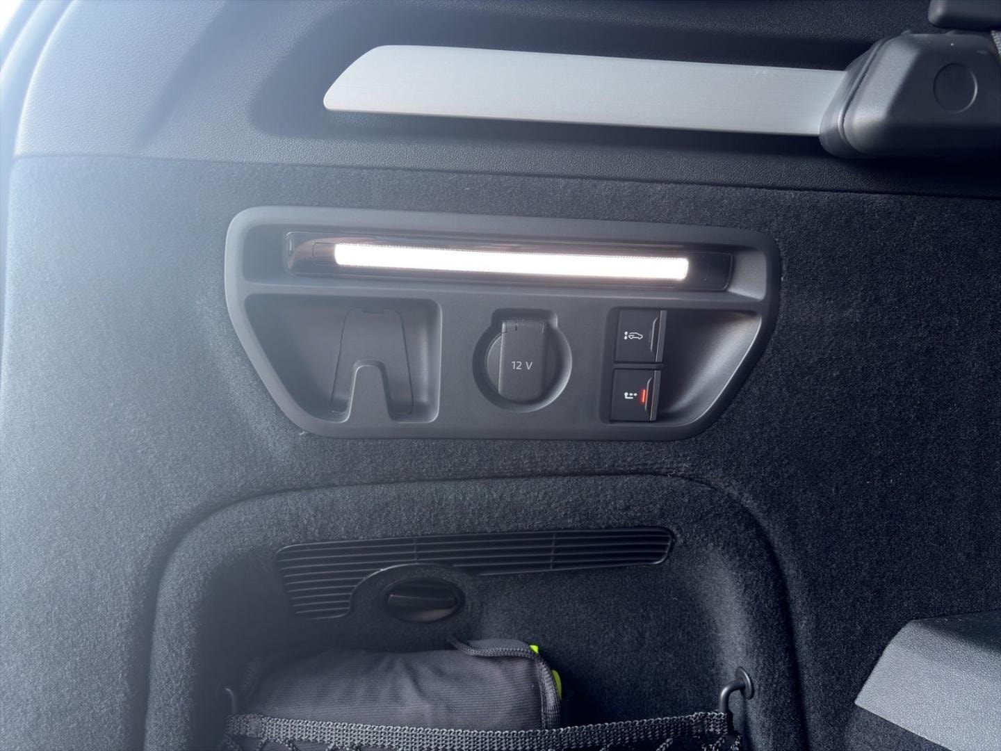 Bild über Audi Q7 SUV TDI quattro 220 kW tiptronic - für weitere Informationen kontaktieren Sie den Audi Partner