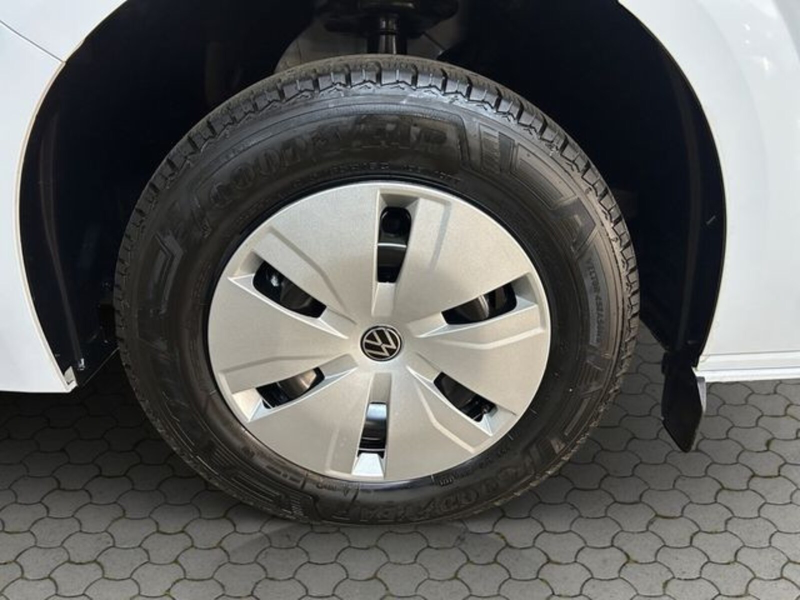 Volkswagen Transporter Kasten kurzer Radstand – Bild 20