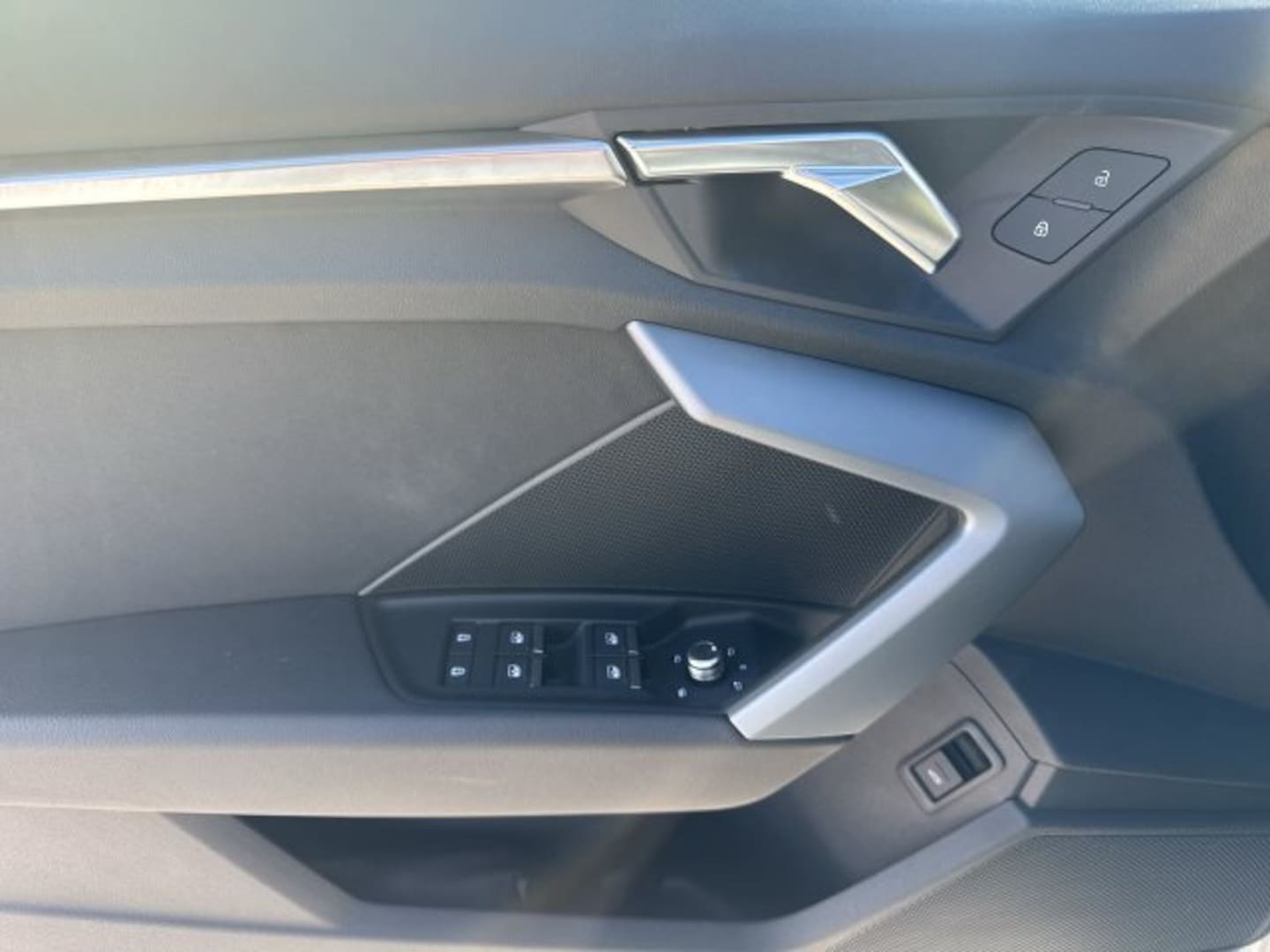 Bild über Audi A3 allstreet TDI 110 kW S tronic - für weitere Informationen kontaktieren Sie den Audi Partner