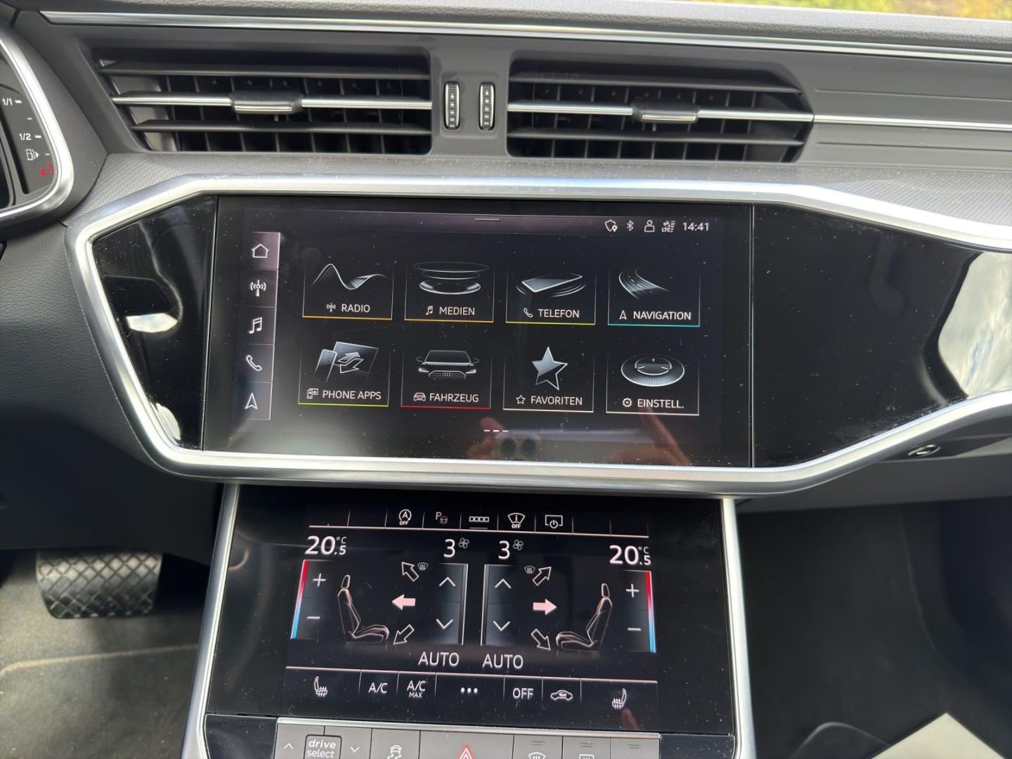 Bild über Audi A6 Avant sport 45 TFSI quattro S tronic - für weitere Informationen kontaktieren Sie den Audi Partner