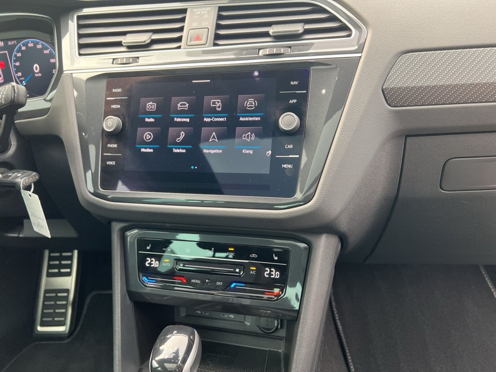 Volkswagen Tiguan – Bild 12