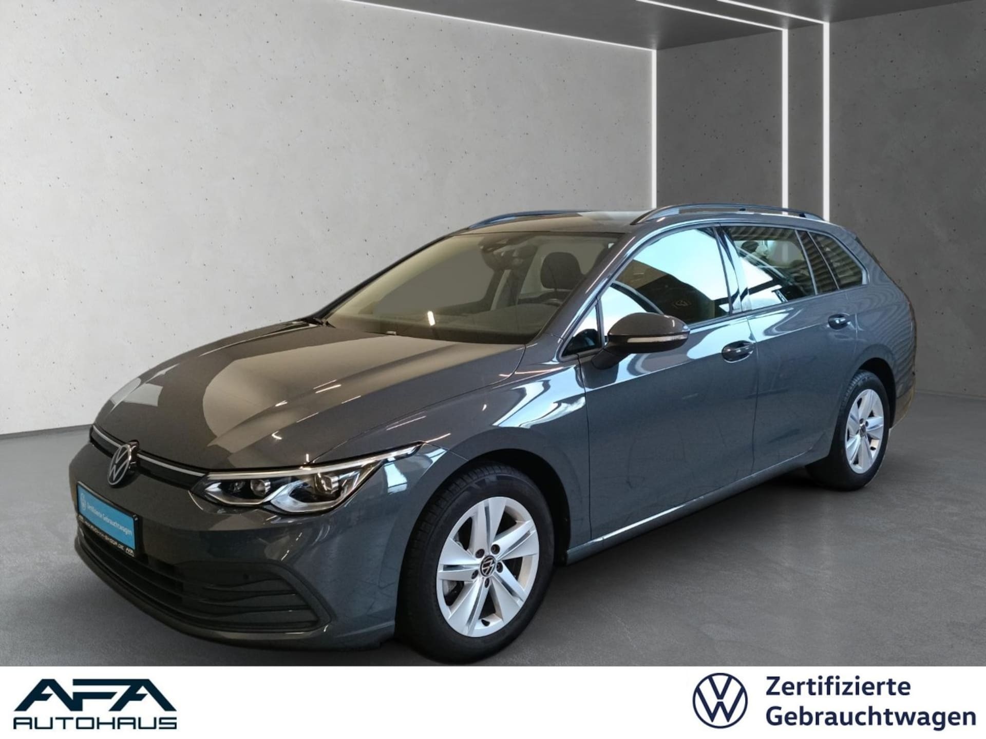 Volkswagen Golf Variant — Volkswagen Golf Variant VIII Var. 1.5 eTSI LIFE DSG LED*NAV*ACC*SHZ