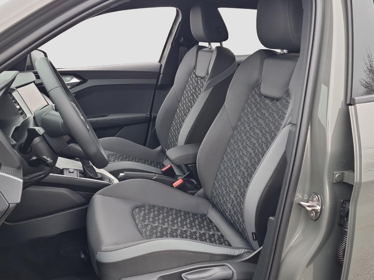 Bild über Audi A1 Sportback advanced 30 TFSI S tronic - für weitere Informationen kontaktieren Sie den Audi Partner