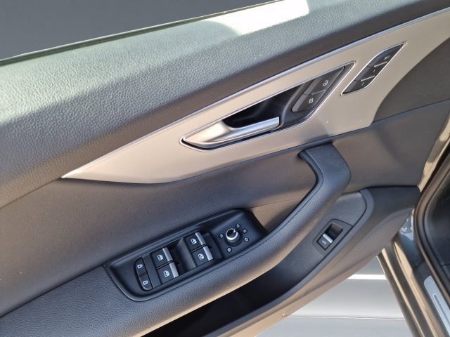 Image about Audi Q7 50 TDI quattro tiptronic