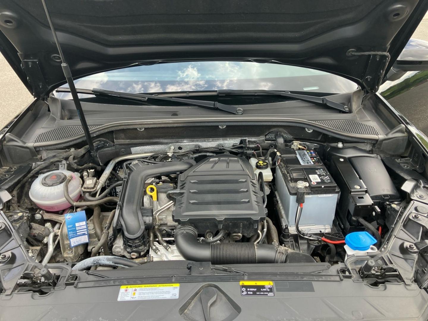 Image about Audi Q2 design 30 TFSI Schaltgetriebe