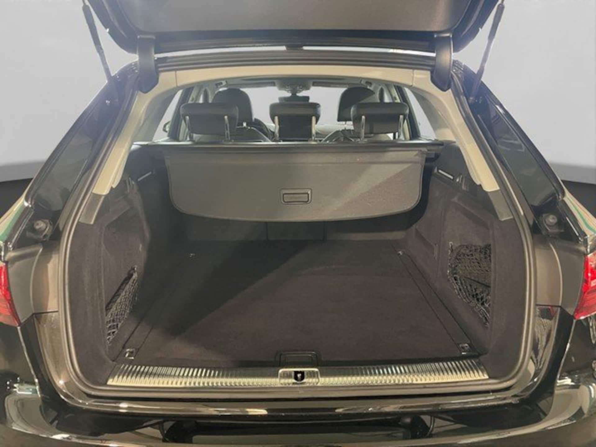 Audi A4 Avant Advanced