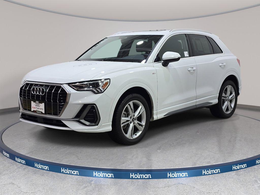 2021 Audi Q3 45 TFSI S Line Premium Plus quattro's photo