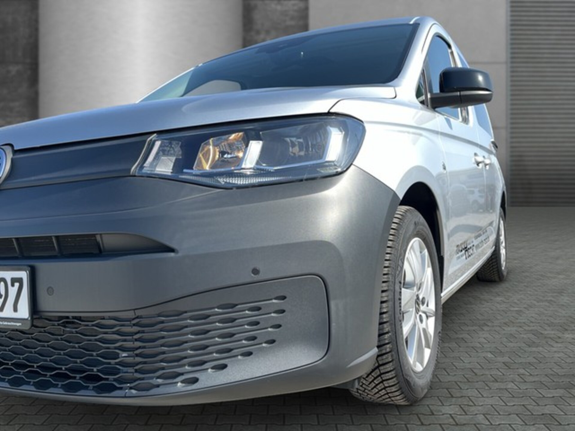 Volkswagen Caddy Basis-Modell