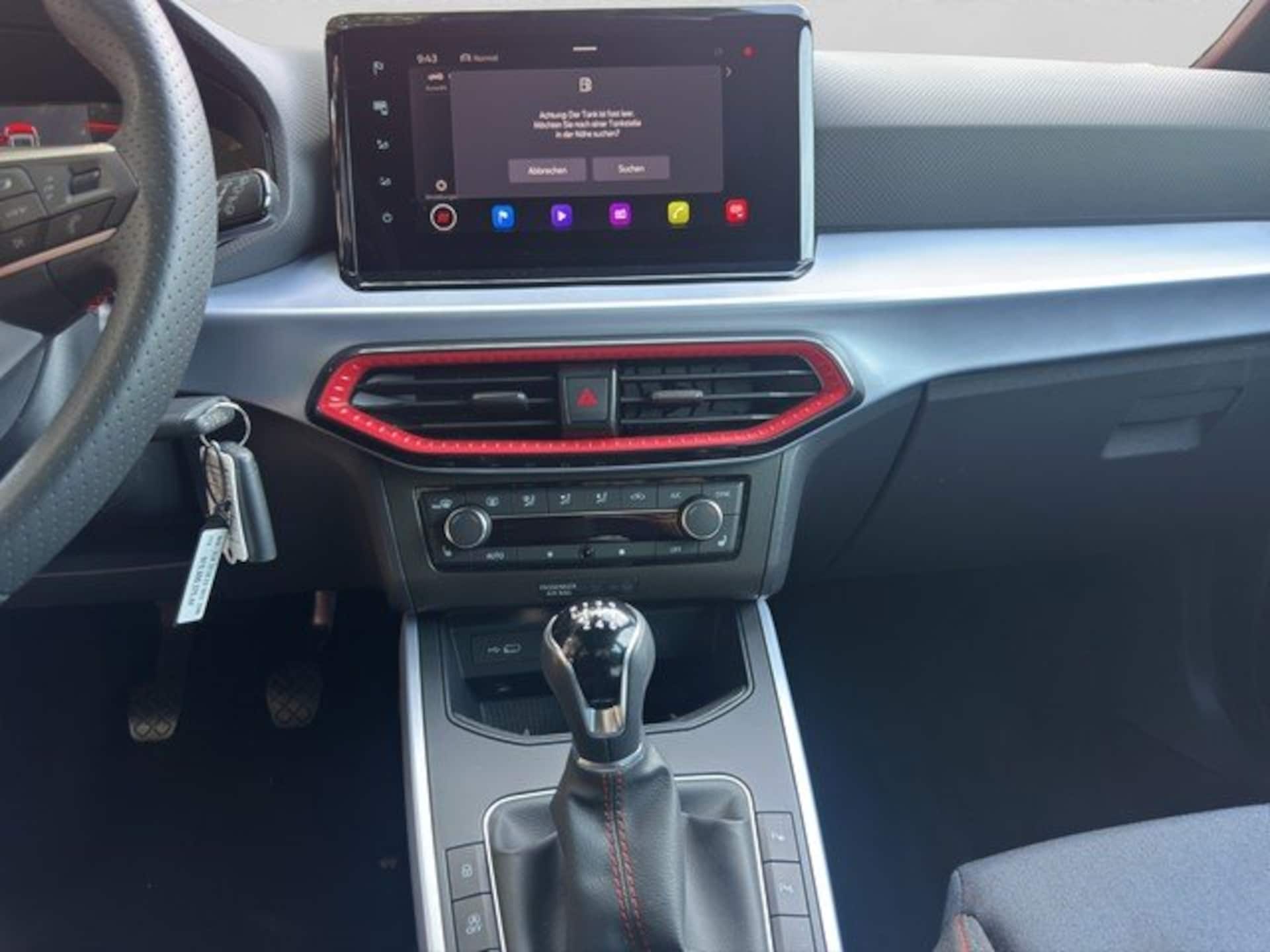 SEAT Arona FR