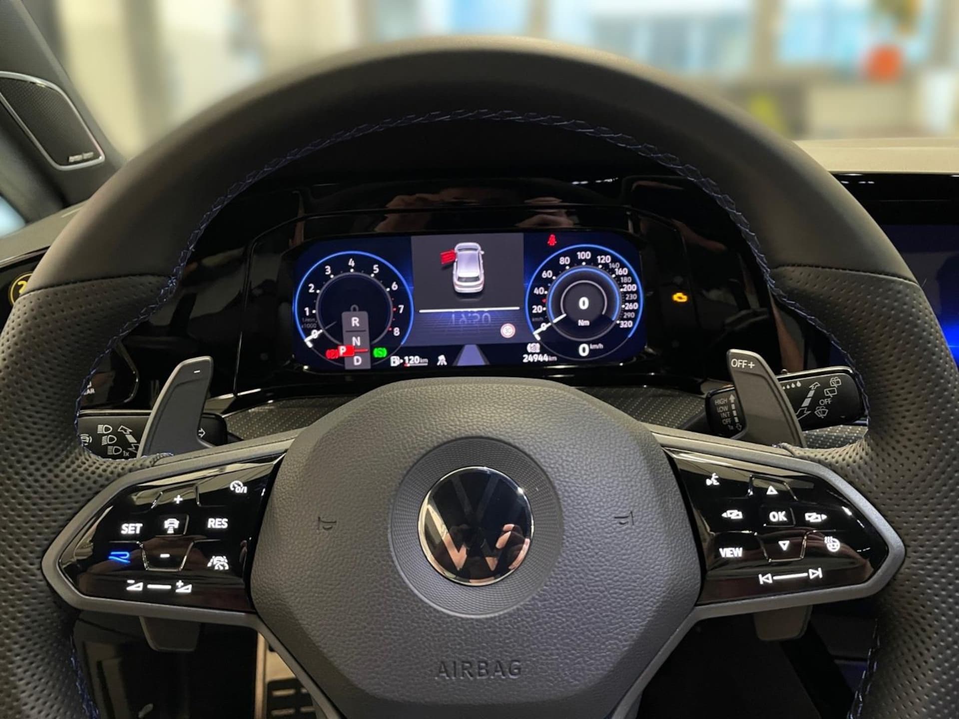 Volkswagen Golf R