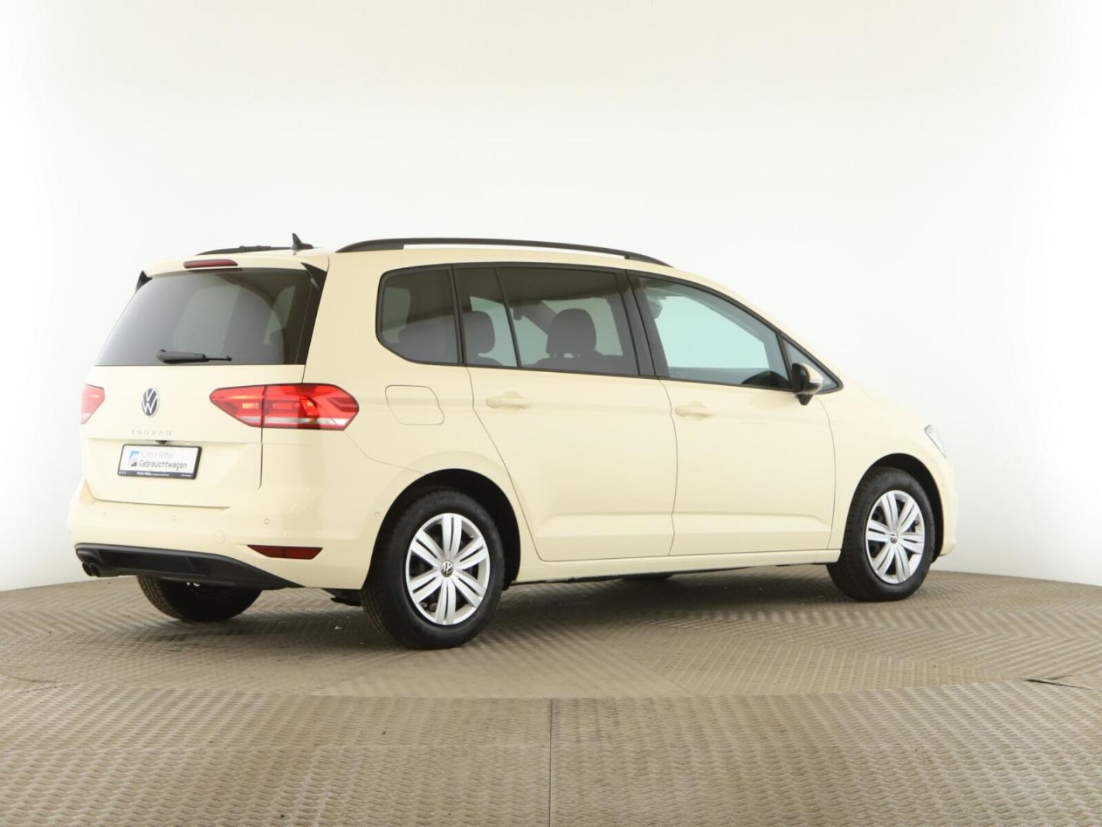Volkswagen Touran – Bild 7