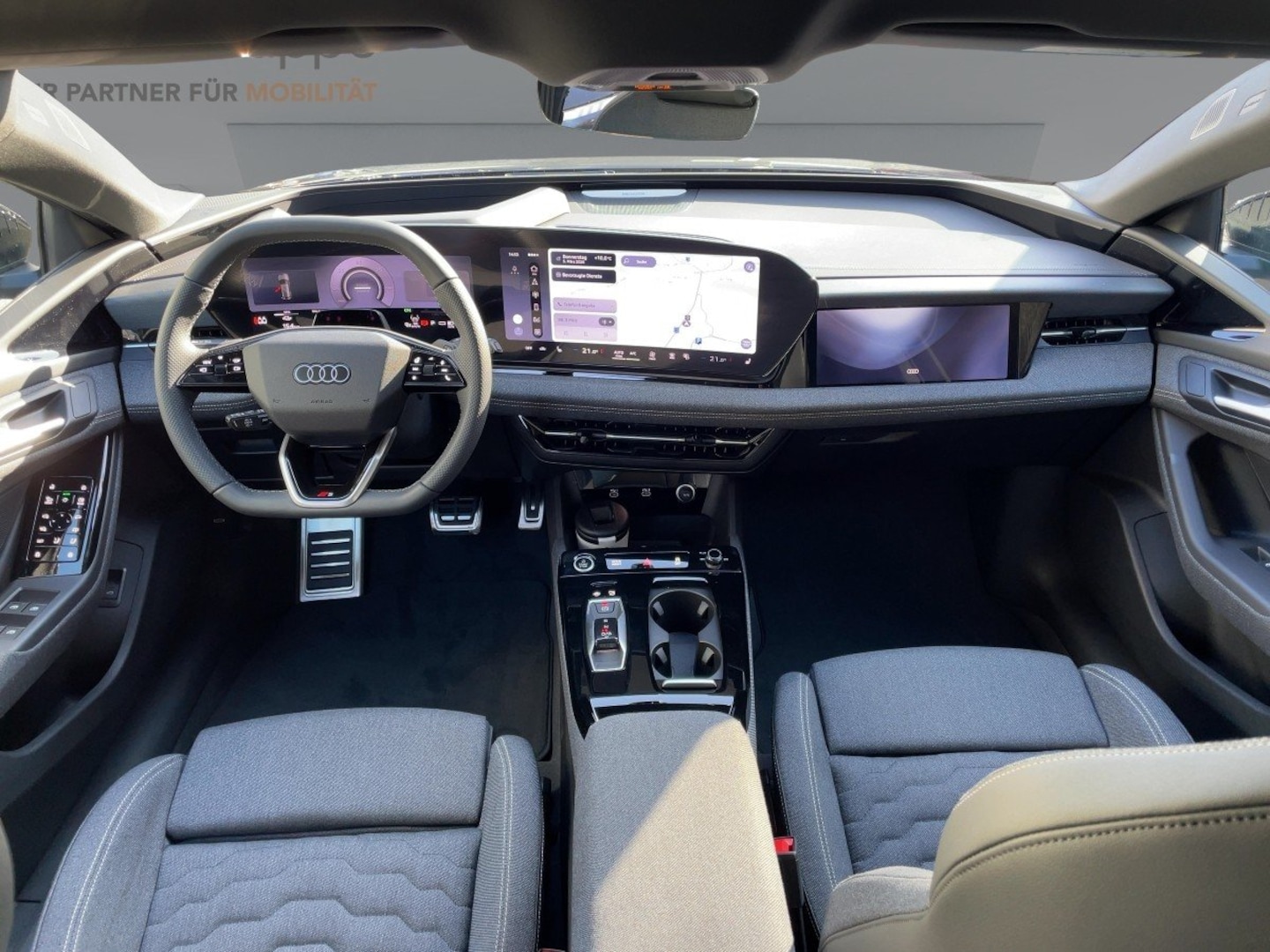 Bild über Audi A6 Avant e-tron S line business e-tron performance 270 kW - für weitere Informationen kontaktieren Sie den Audi Partner