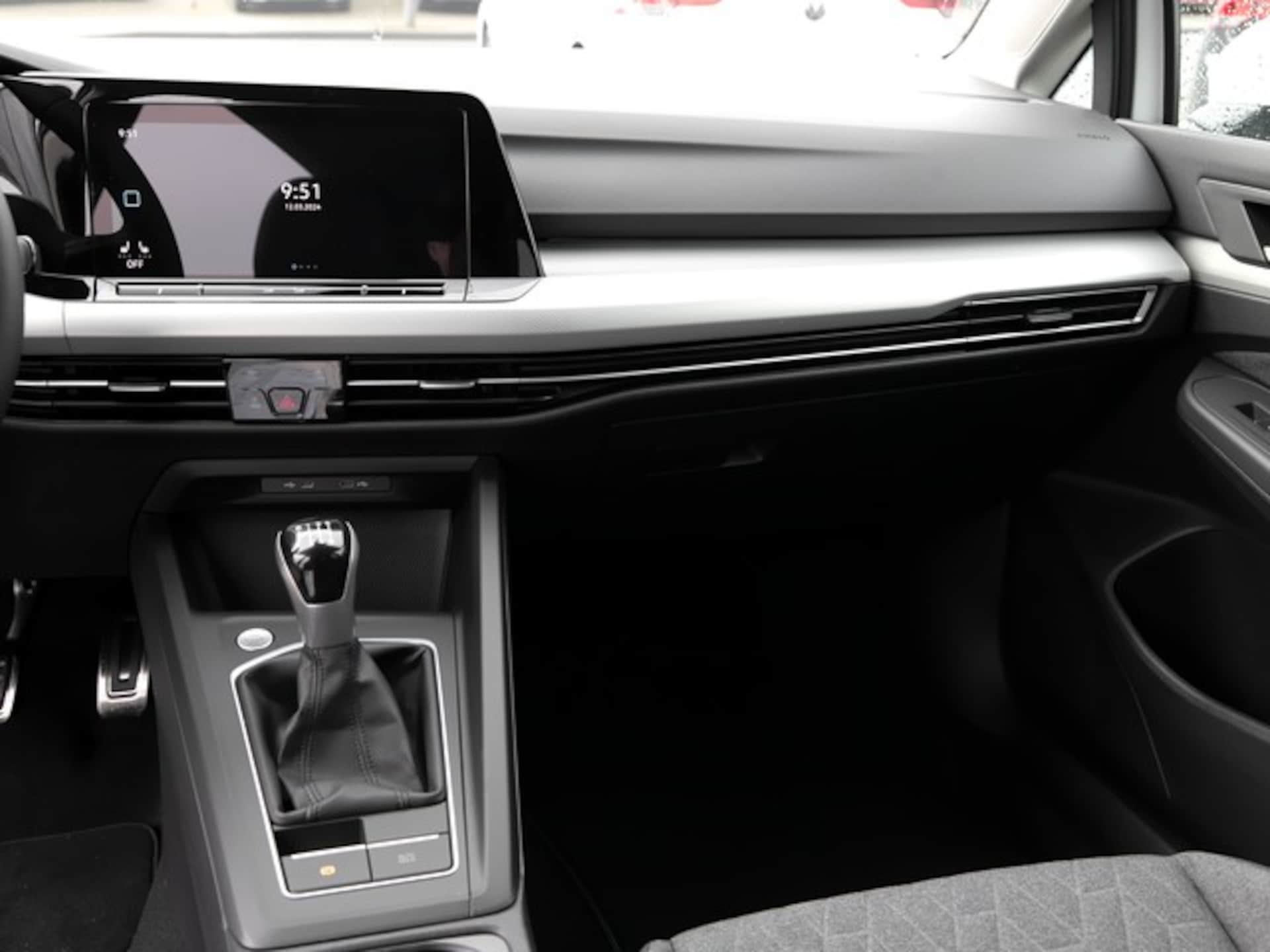 Volkswagen Golf MOVE