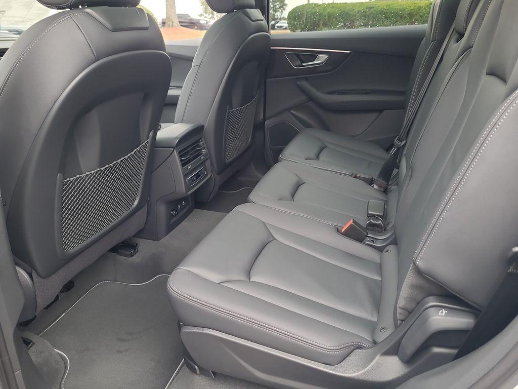 2026 Audi Q7 Premium - Photo 8