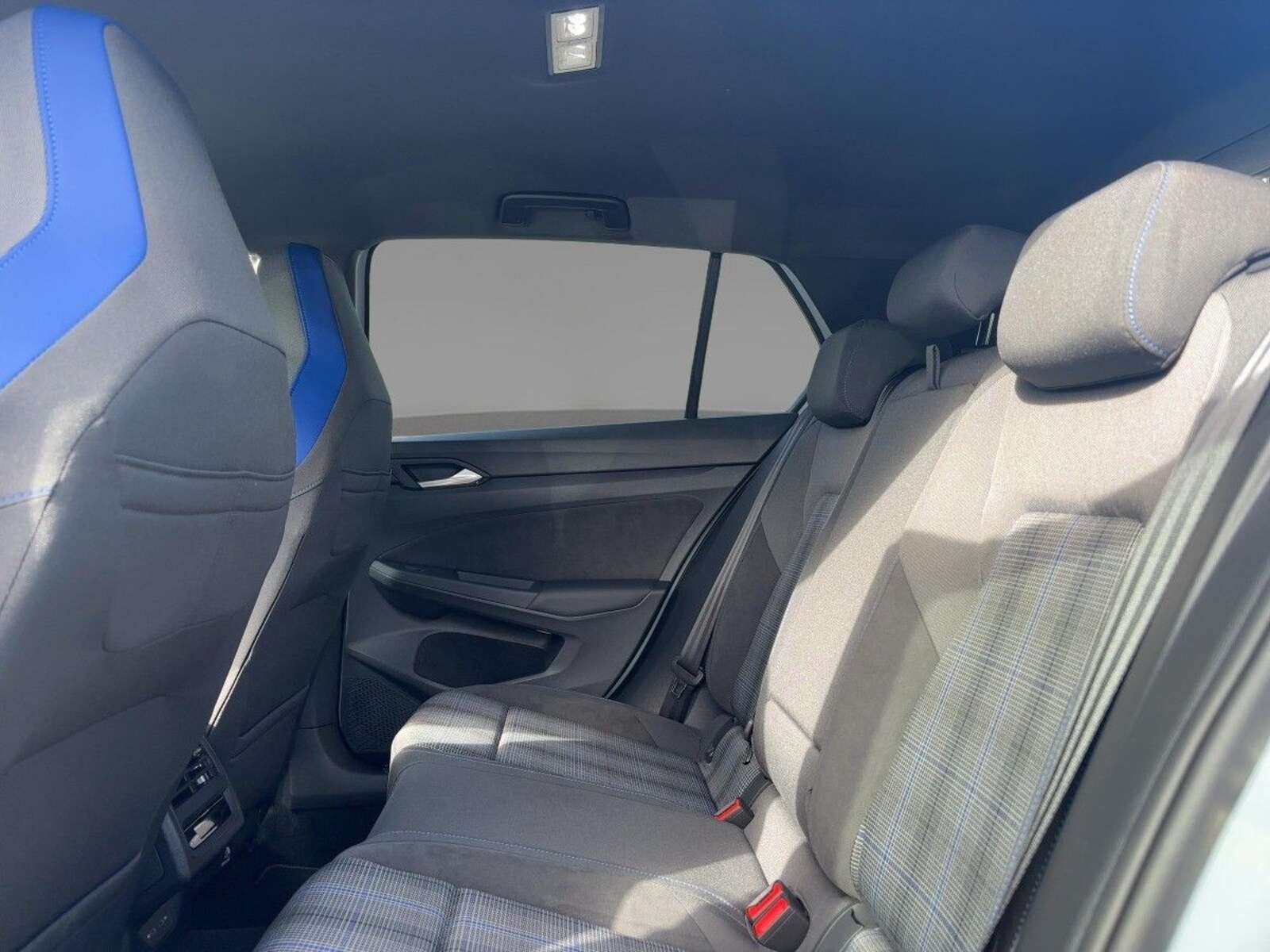 Volkswagen Golf – Bild 9