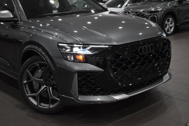 2026 Audi RS Q8 SUV performance
