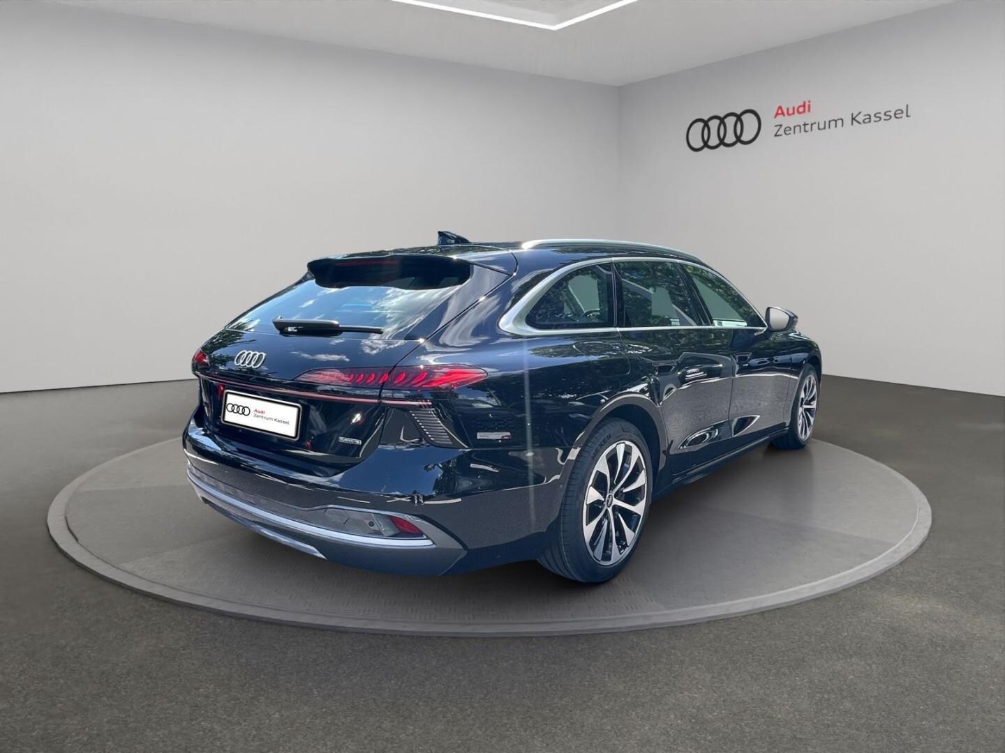 Bild über Audi A6 Avant TDI quattro 150 kW S tronic - für weitere Informationen kontaktieren Sie den Audi Partner