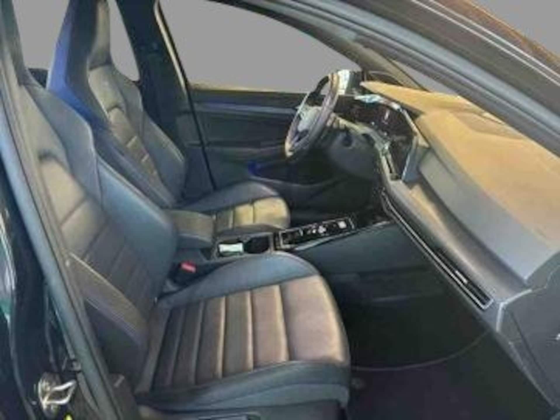 Volkswagen Golf R