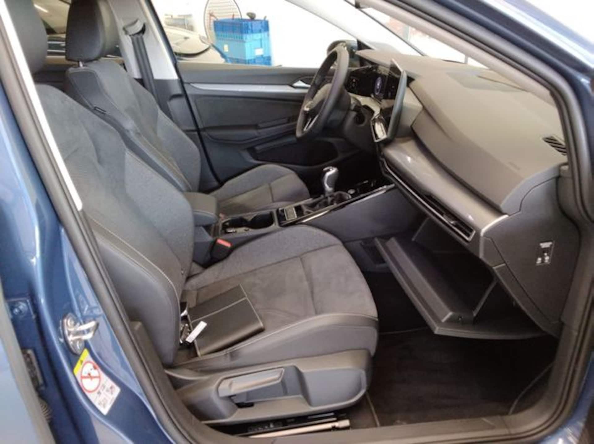 Volkswagen Golf Style