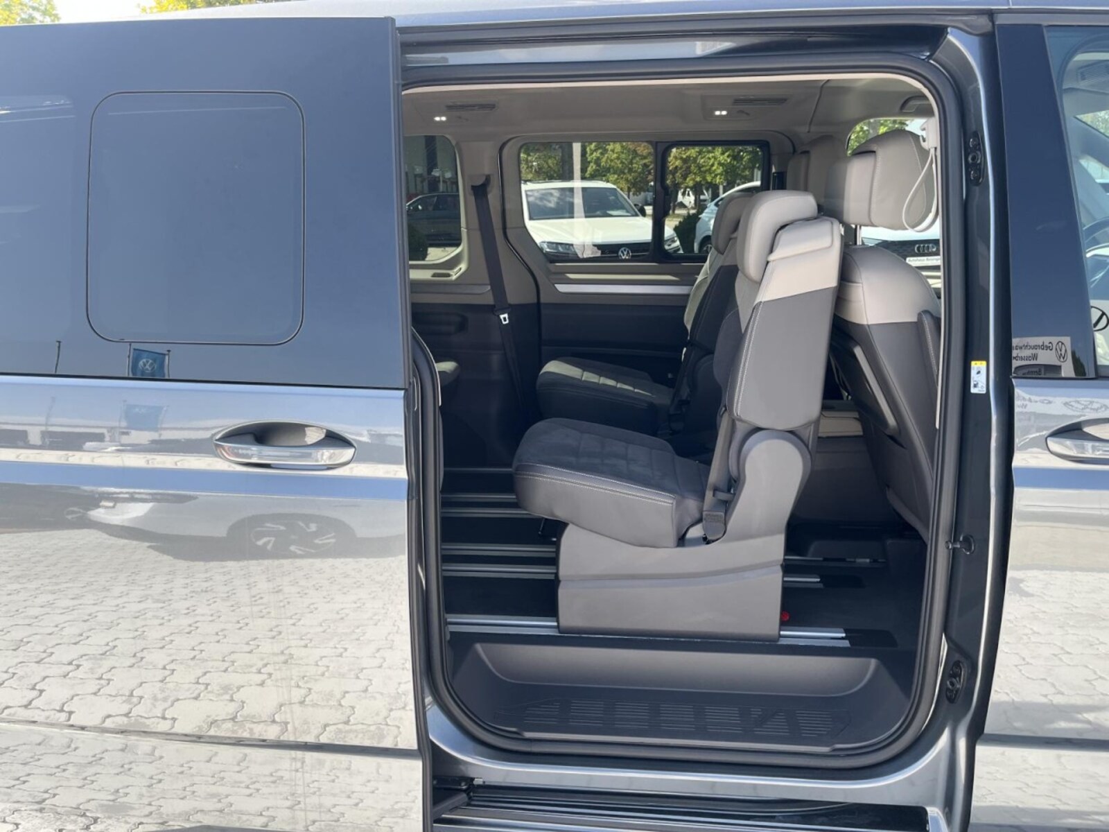 Volkswagen Multivan Langversion – Bild 9